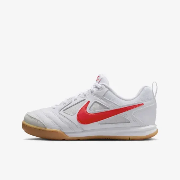 nike-gato-white-gum-yellow-university-red-gs-hv9596-102 | Exklusive Kollektion Im Atletico De Madrid Shop
